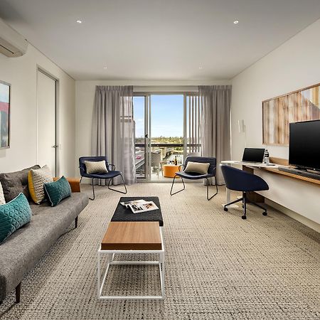 Quest Port Adelaide Aparthotel Buitenkant foto