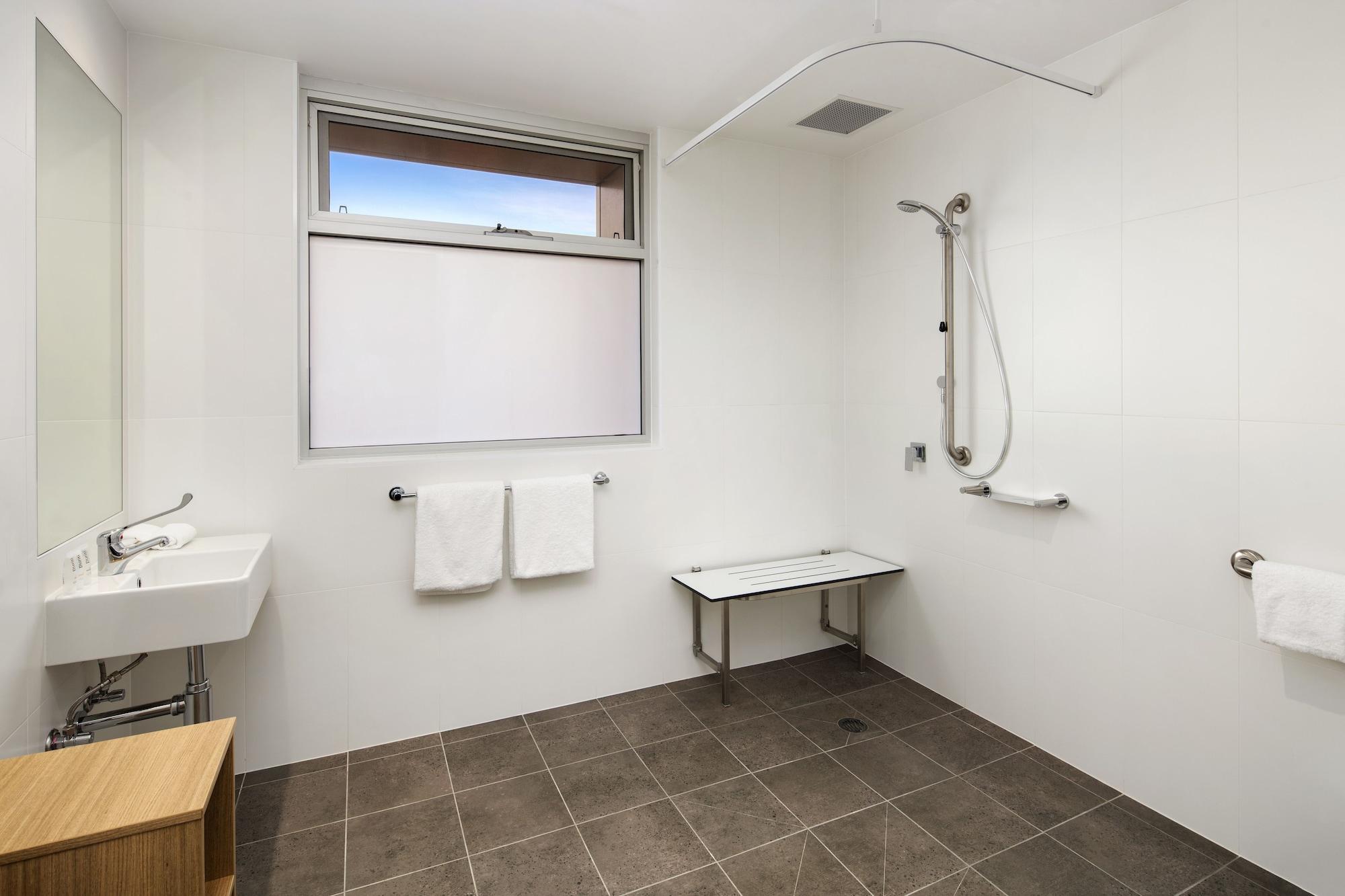 Quest Port Adelaide Aparthotel Buitenkant foto