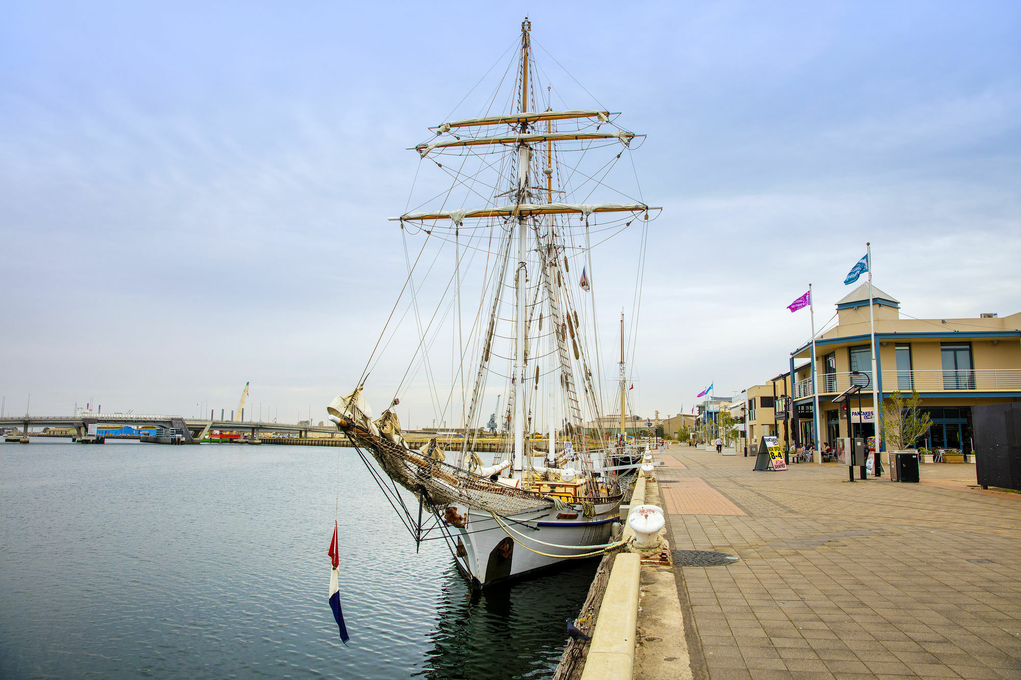 Quest Port Adelaide Aparthotel Buitenkant foto